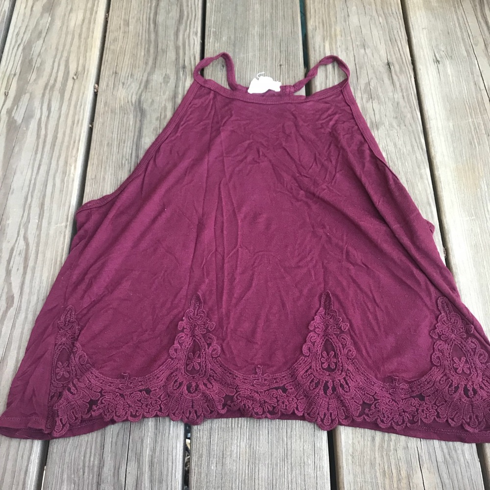 burgundy crop top